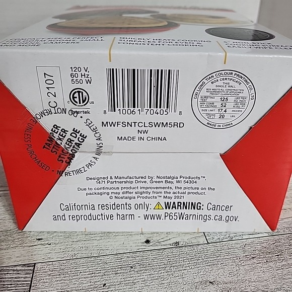 NEWNostalgia MyMini Christmas Santa Waffle‎ Maker Non Stick Easy Clean 5" - Picture 5 of 5